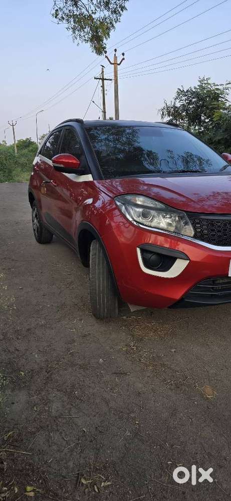 Tata Nexon, 2019, Petrol