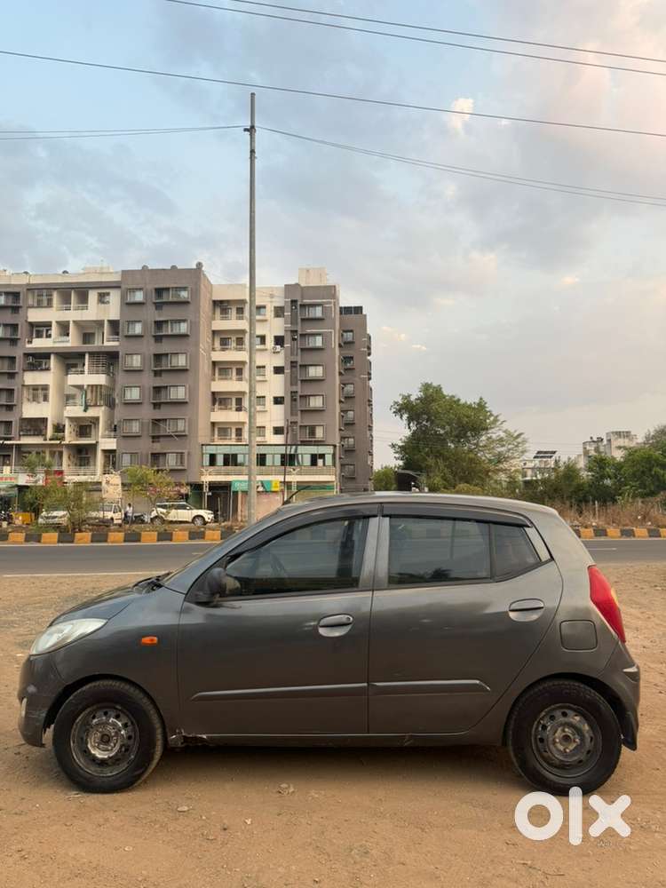 Hyundai I10 Manual Petrol& Cng 2011