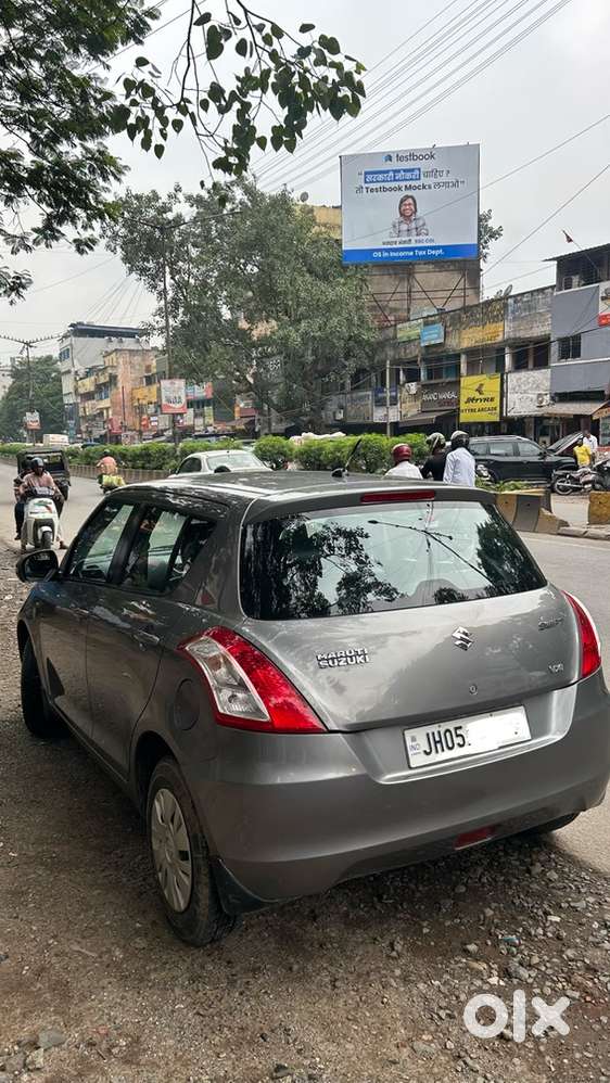 Maruti Suzuki Swift Vxi
