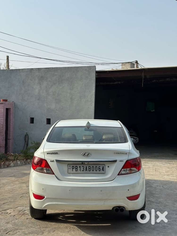 Hyundai Fluidic Verna 2014
