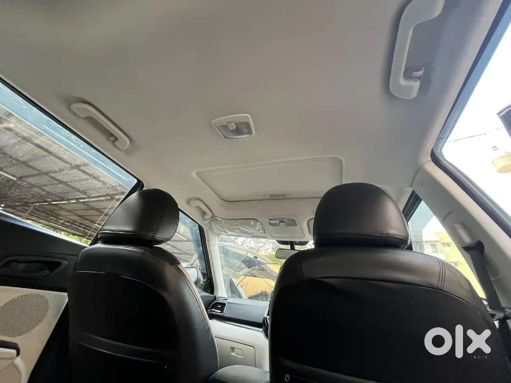 Mahindra Xuv 3xo 2025 Petrol 14000 Km Driven