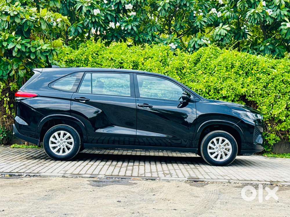 Toyota Innova Hycross 2.0 Gx 7 Str, 2023, Petrol