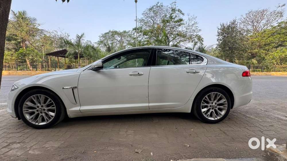 Jaguar Xf 2012 Diesel 35500 Km Driven