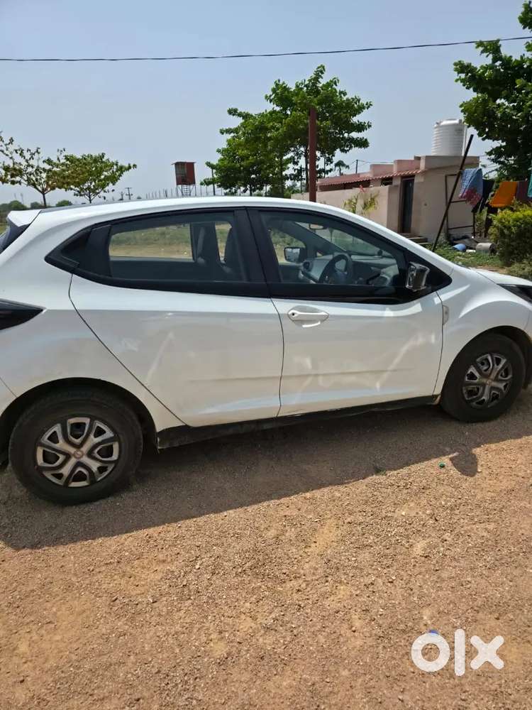 Tata Altroz 2021 Petrol Well Maintained