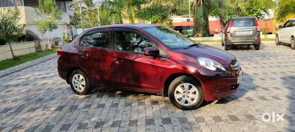 Well Maintained Single Owner Honda Amaze