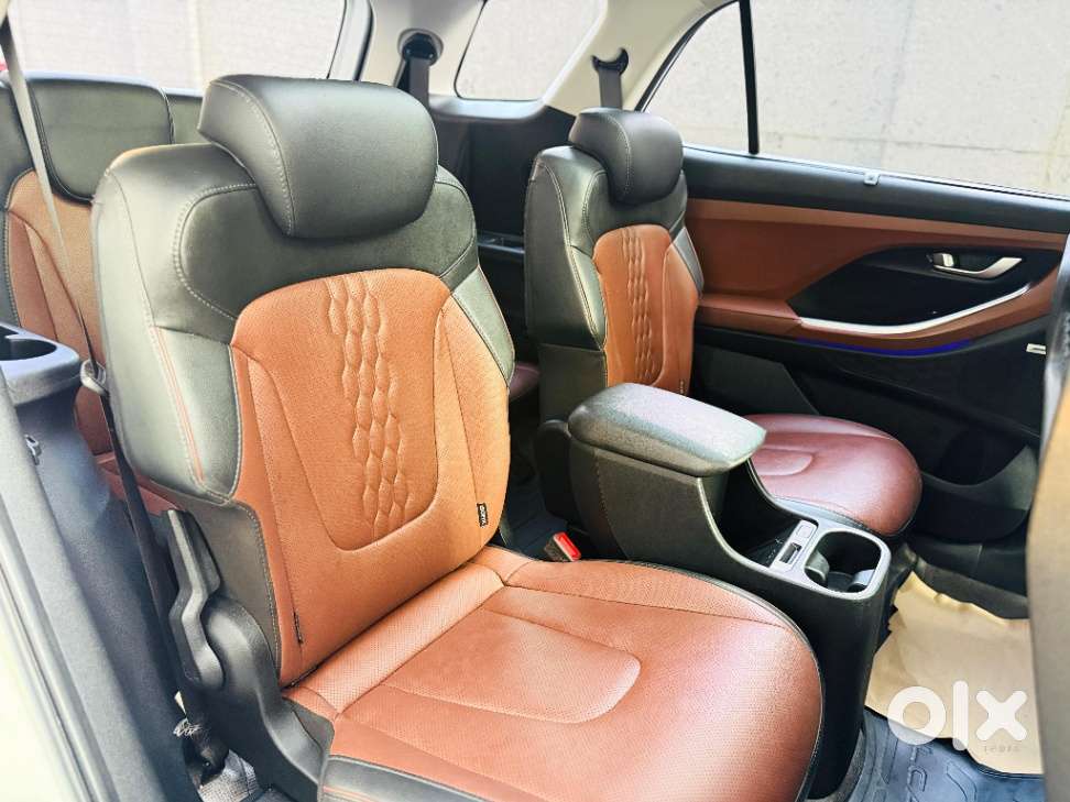 Hyundai Alcazar 2.0 Platinum (o) Petrol At 6 Str, 2023, Petrol