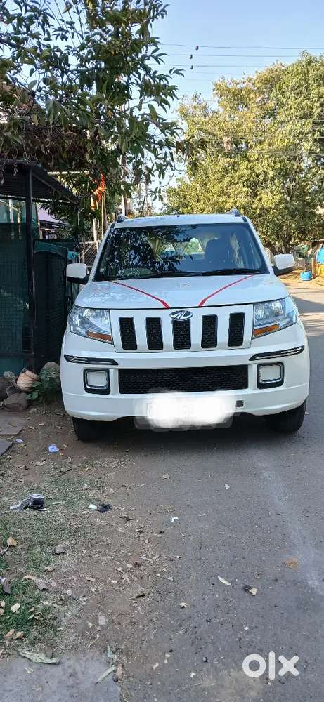 Mahindra Tuv 300 2018 Diesel Well Maintained
