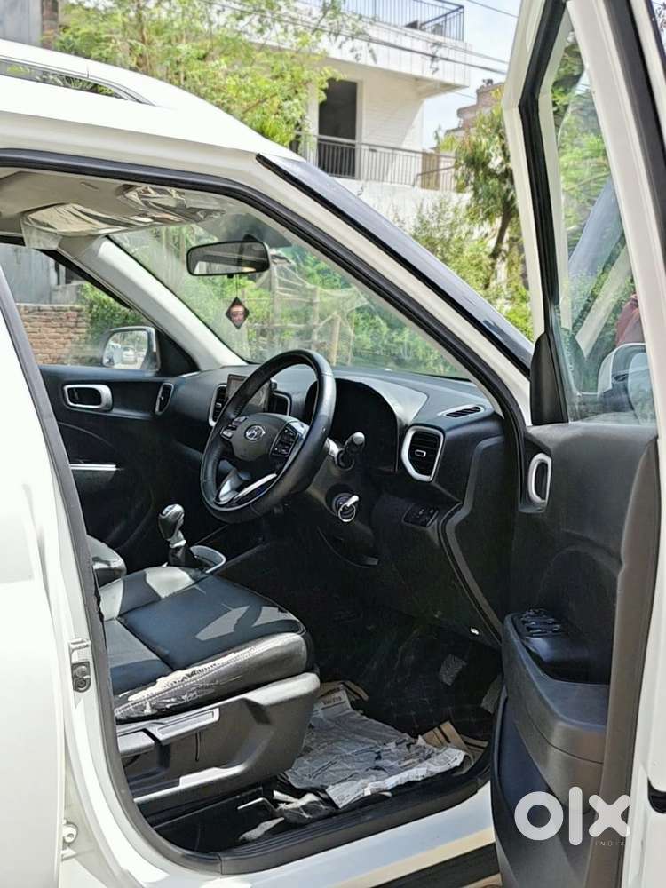 Hyundai Venue Sx, 2020, Petrol