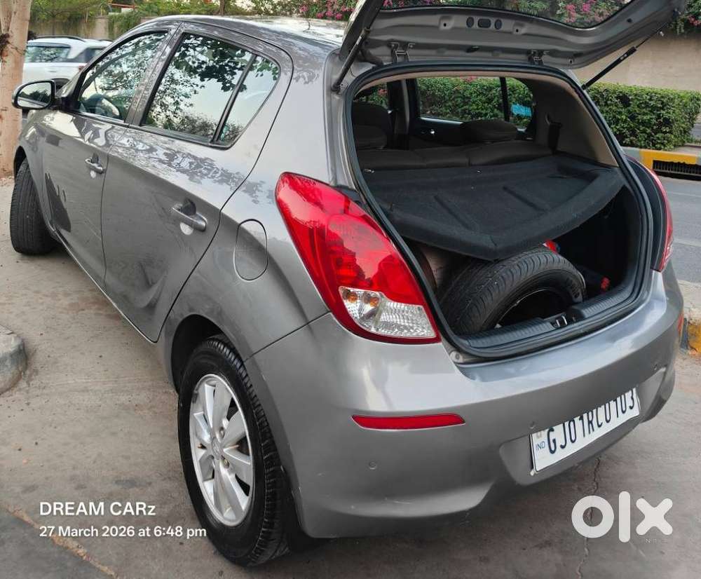 Hyundai I20 2012-2014 Sportz At 1.4, 2013, Cng & Hybrids