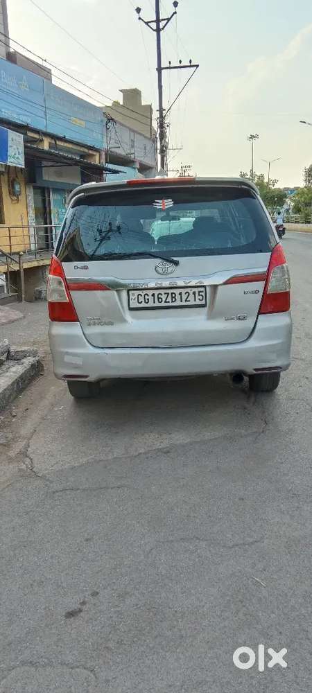 Toyota Innova 2.5 G 4