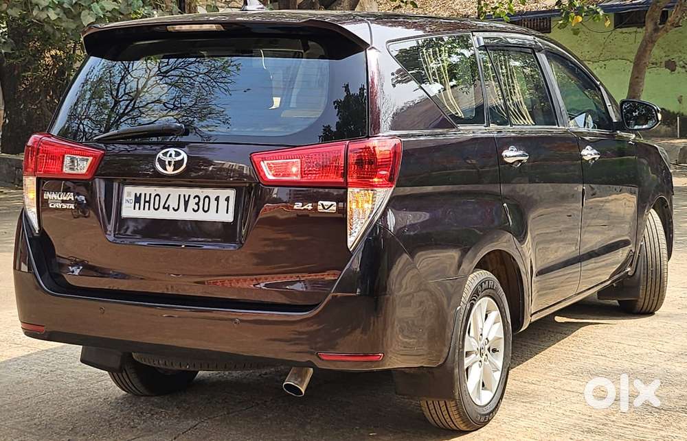 Toyota Innova Crysta