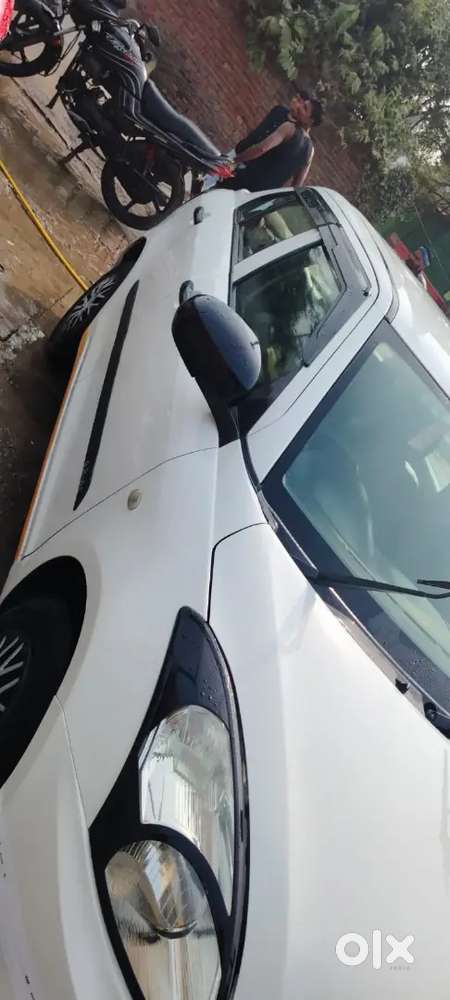 Maruti Suzuki Swift Dzire