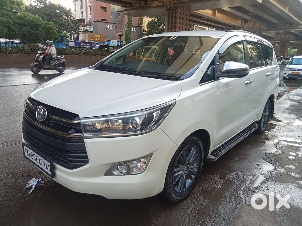 Toyota Innova Crysta 2.8z Automatic, 2017, Diesel