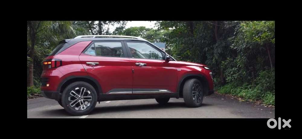 Hyundai Venue 2022 Facelift Imt Petrol Less Driven