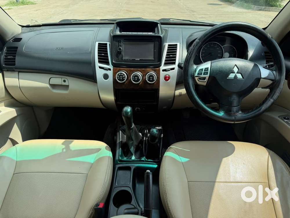 Mitsubishi Pajero Sport 2.5 Manual, 2015, Diesel