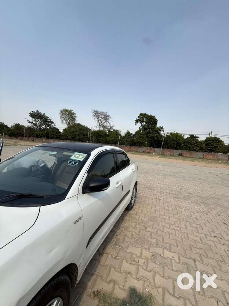 Maruti Suzuki Dzire 2017 Petrol 66386 Km Driven