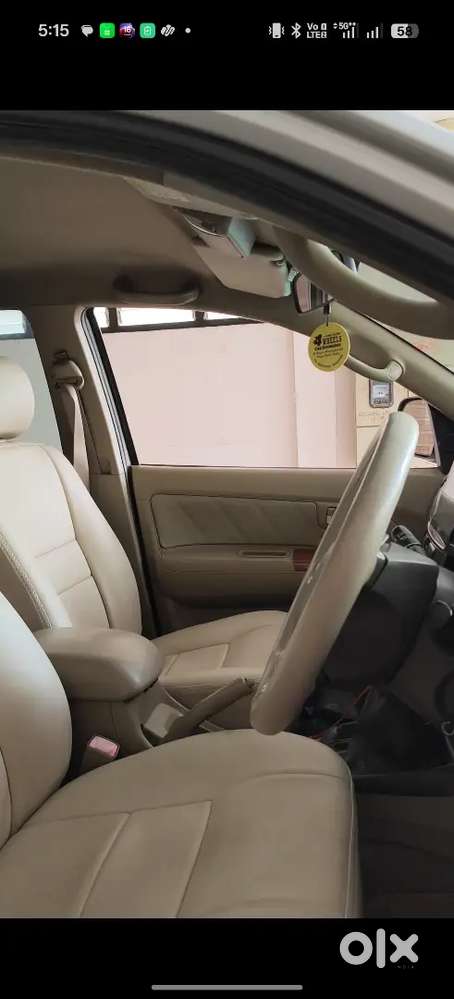 Toyota Fortuner 2010