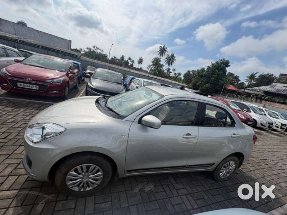 Maruti Suzuki Dzire 1.2 Vxi, 2017, Petrol
