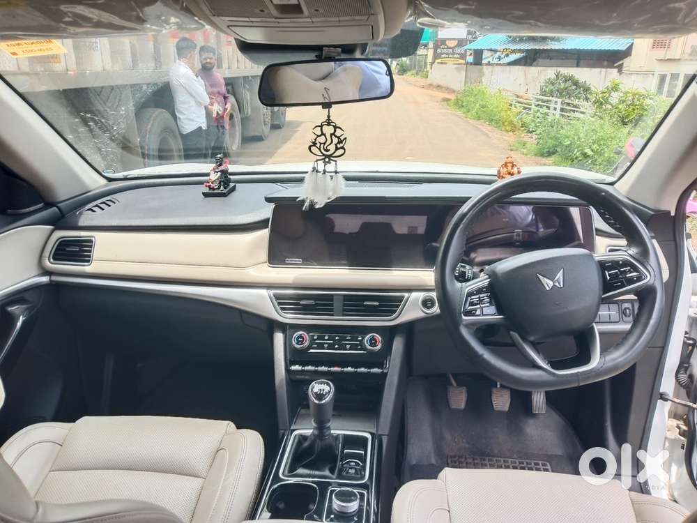 Mahindra Xuv700ax7l 2023 Diesel Good Condition