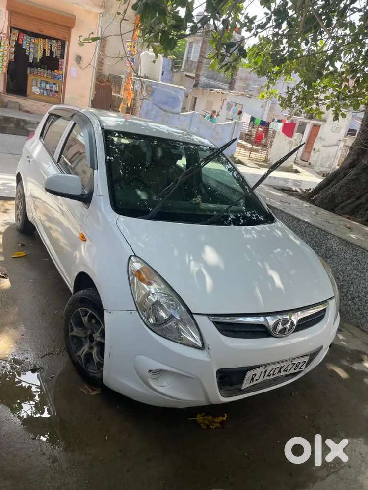 Hyundai I20 Magna Petrol 2011