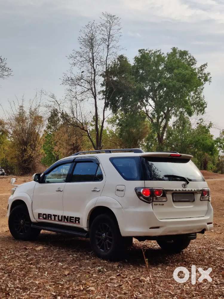 Toyota Fortuner 2015 1st Owner Diesel 99000 Km Driven