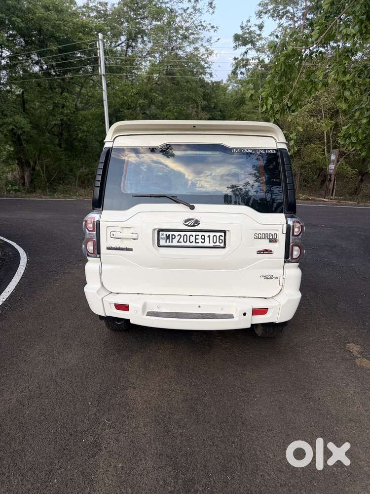 Mahindra Scorpio S10, 2015, Diesel
