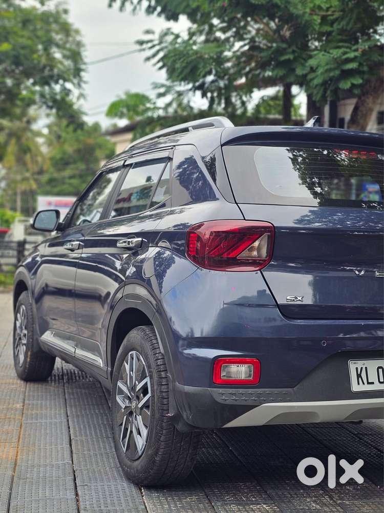 Hyundai Venue Sx Mt, 2021, Diesel