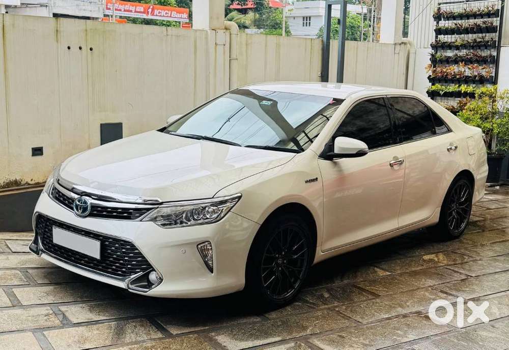 Toyota Camry Hybrid, 2016, Petrol