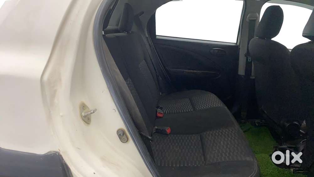 Toyota Etios Cross 1.2 G, 2015, Petrol
