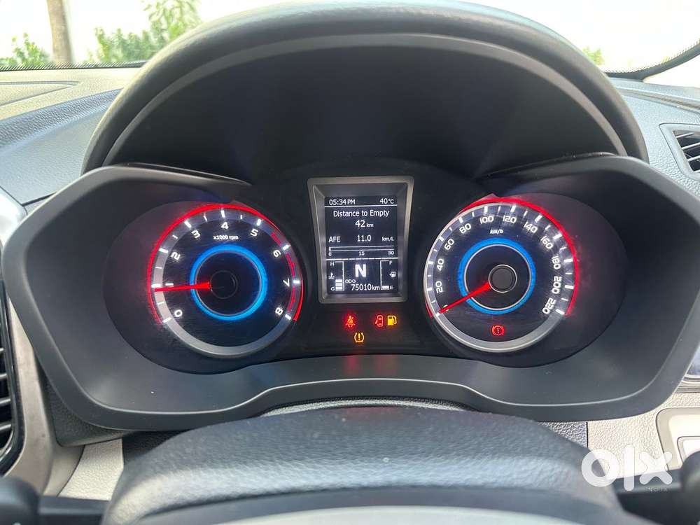 Mahindra Xuv300 W8 Option, 2019, Petrol