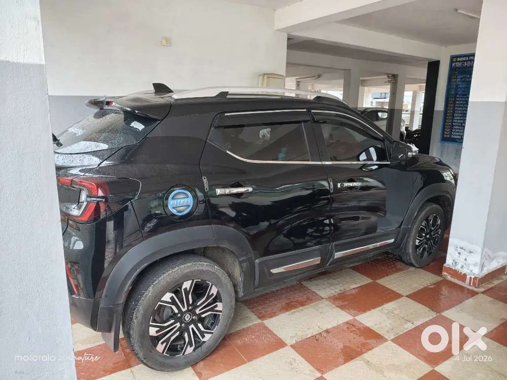 Renault Kiger Petrol 2023 Rxt (o) Amt, Full Showroom Track