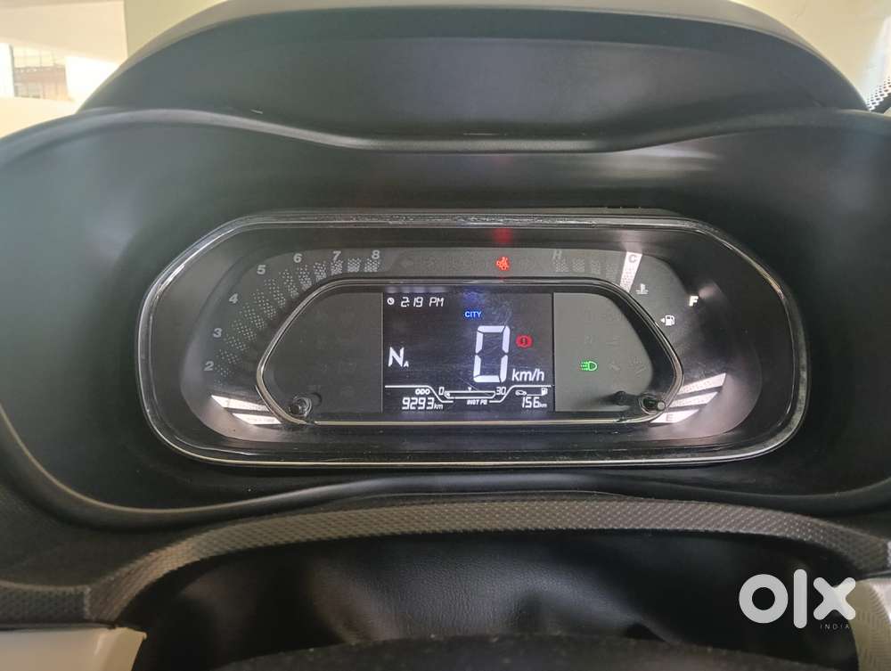 Tata Nexon 1.2 Revotron Xza Plus (o) Amt, 2023, Petrol