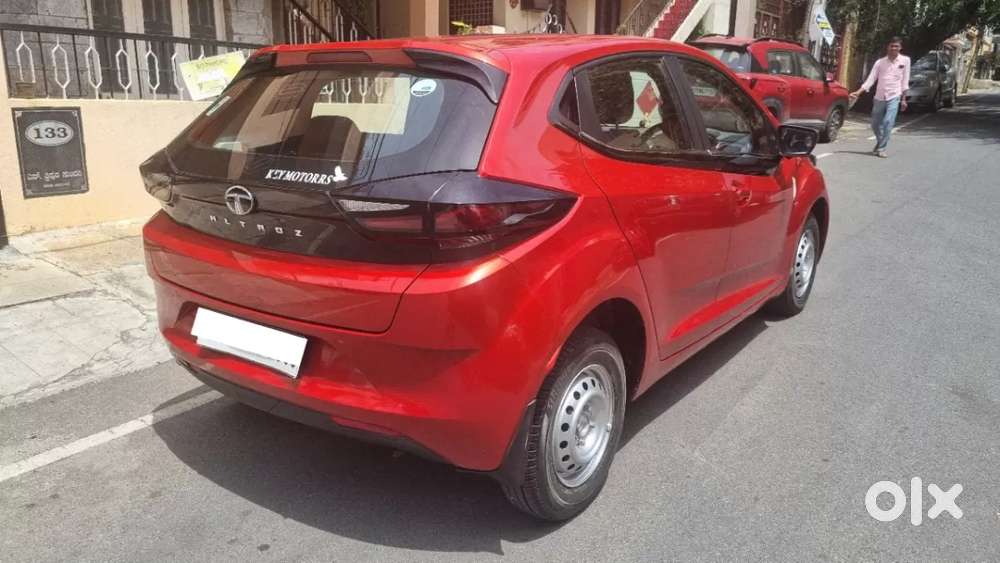 Tata Altroz Xe Petrol, 2021, Petrol