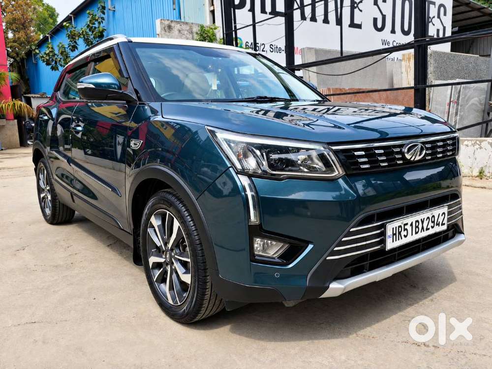 Mahindra Xuv300 W8 Option Dual Tone, 2019, Petrol