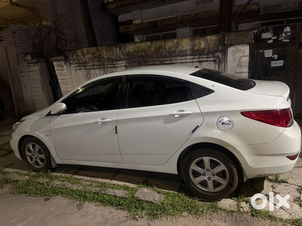 Hyundai Verna Fluidic 2011