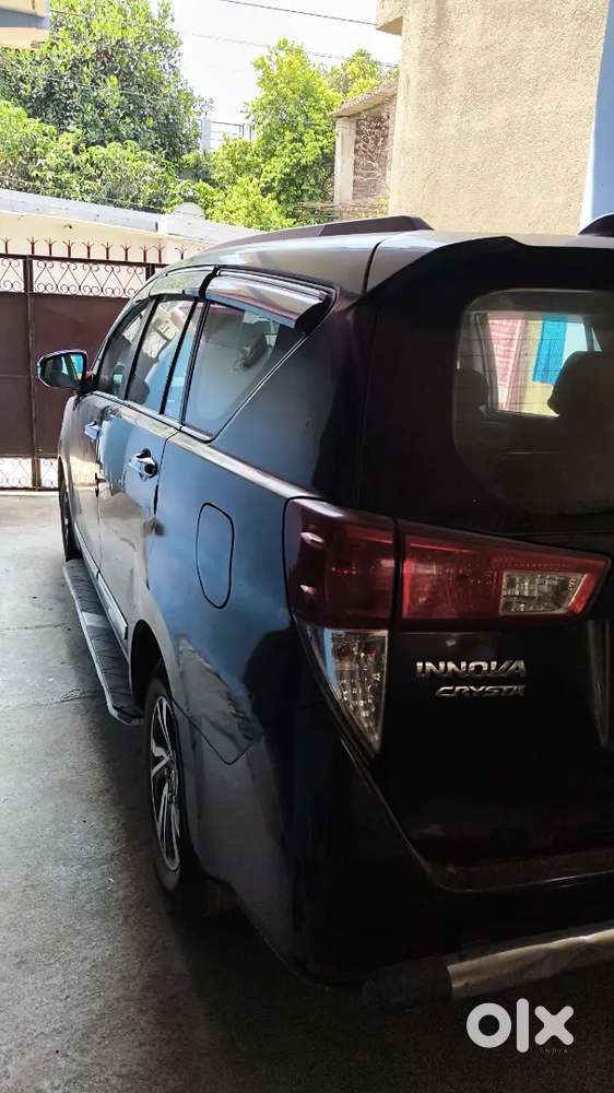 Toyota Innova Crysta 2022