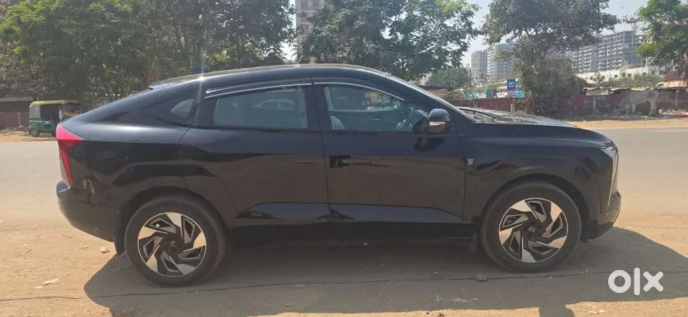 Mahindra Xev 9e 2025 Big 11.3 Kw Charger Electric Well Maintained