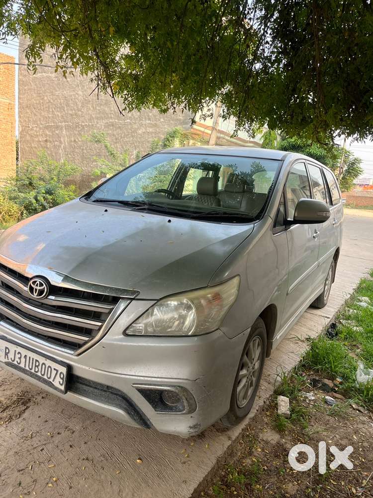 Toyota Innova Diesel 2012