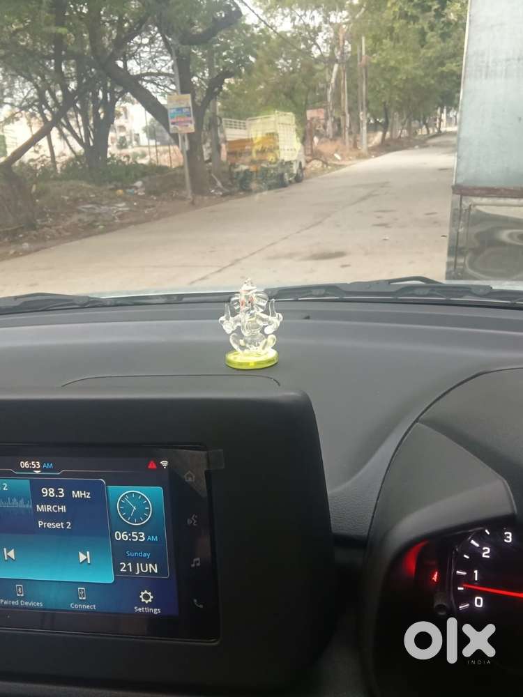 Maruti Suzuki Swift Dzire 2025 Cng & Hybrids 20000 Km Driven