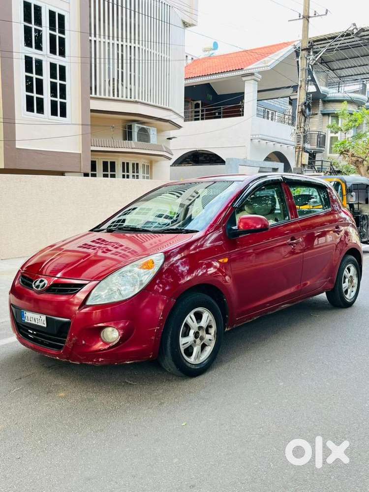 Hyundai I20 2010 Petrol Well Maintained