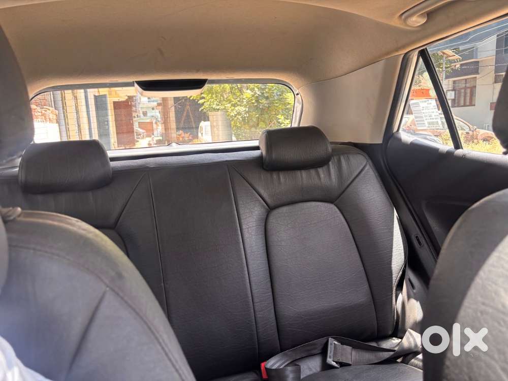 Hyundai Venue 2020 Diesel 40000 Km Driven