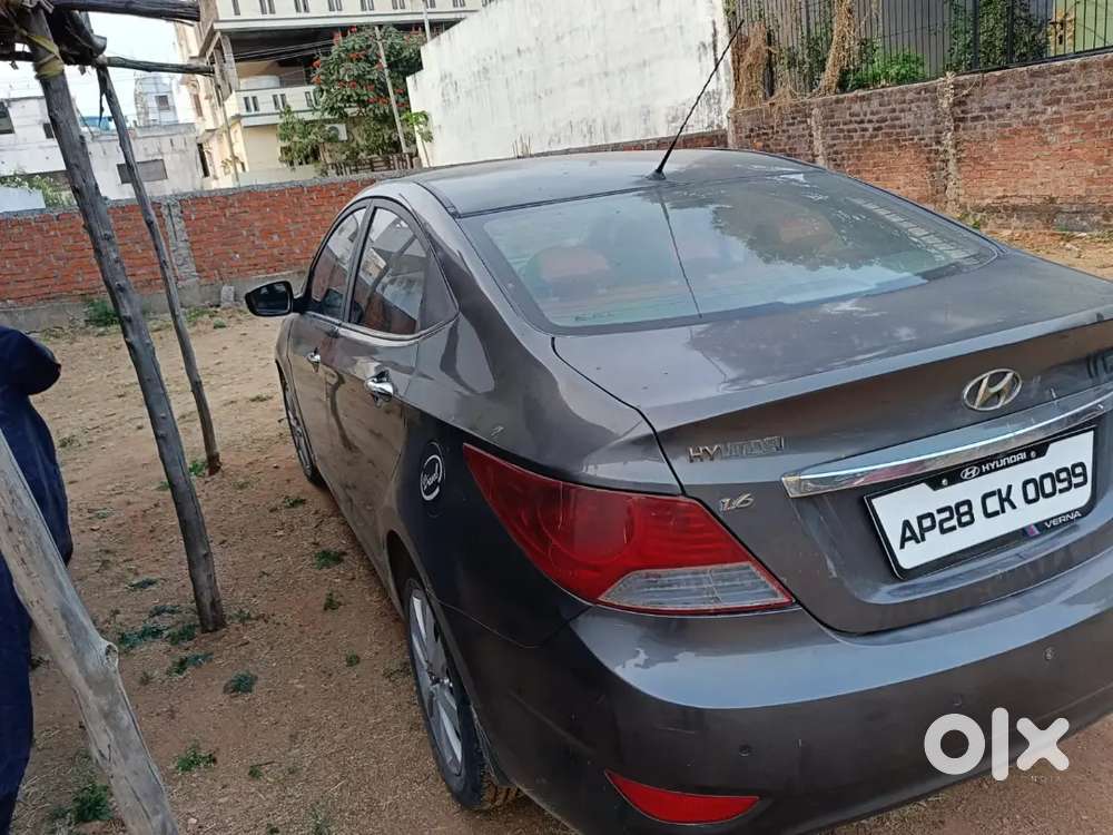 Hyundai Verna 1.6 Crdi 2013 Manual