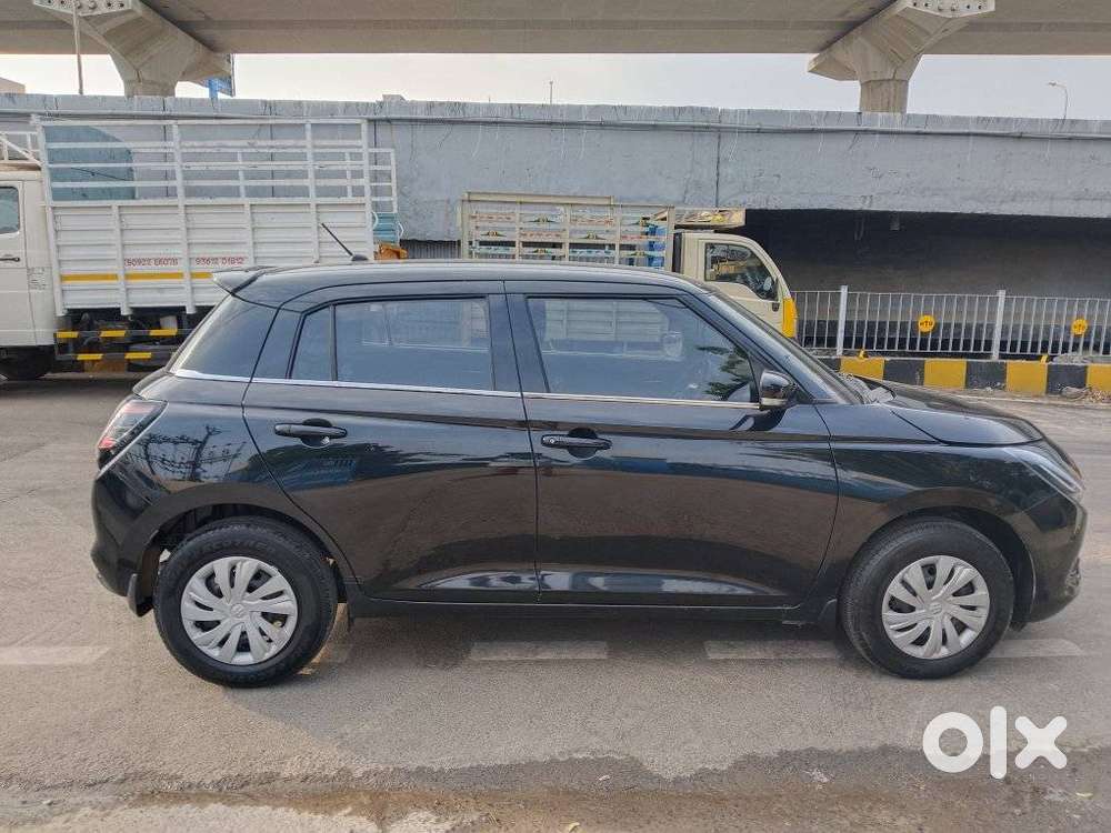 Maruti Suzuki Swift Vxi Ags, 2025, Petrol