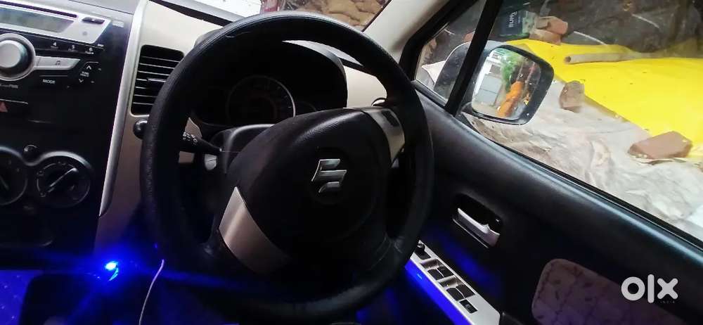 Maruti Suzuki 1000 2015