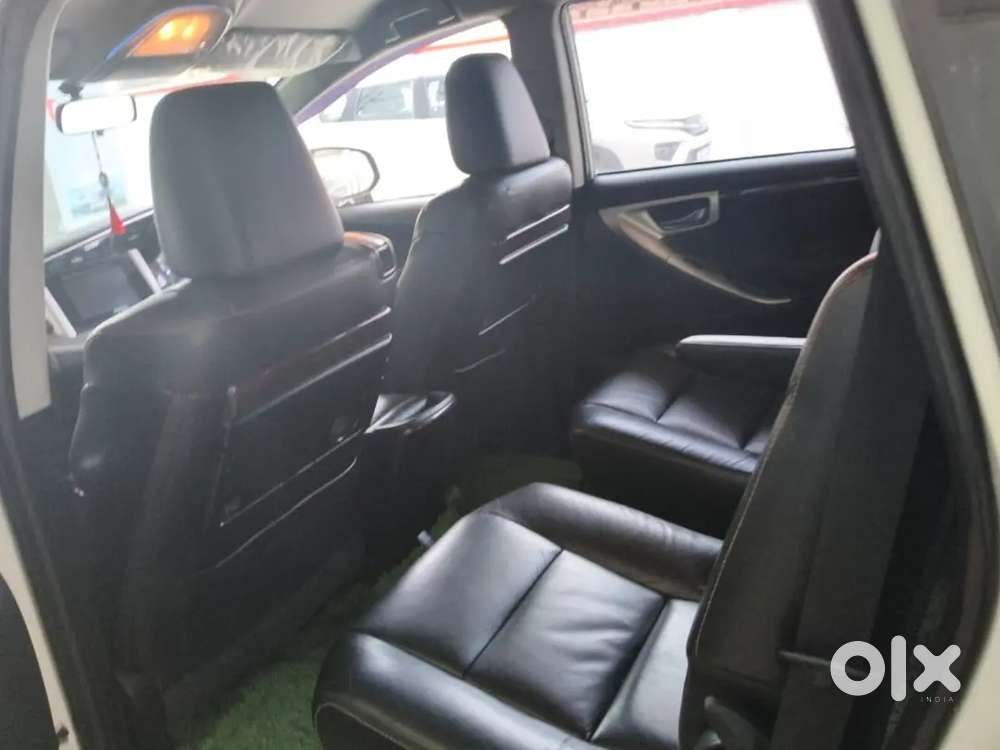 Toyota Innova Crysta 2018