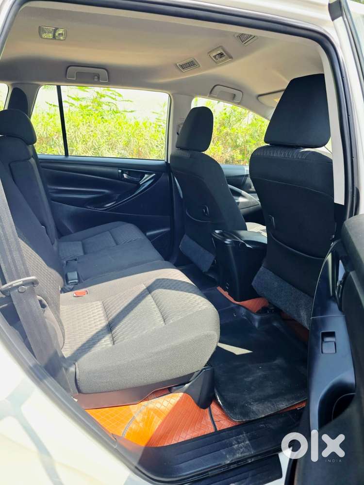 Toyota Innova Crysta 2.4 G Mt 7 Str, 2021, Diesel