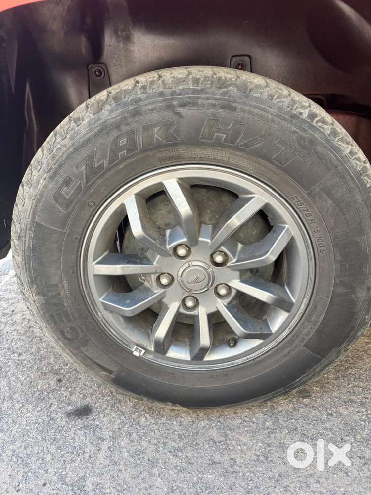 Mahindra Tuv 300 T10 Dual Tone, 2019, Diesel