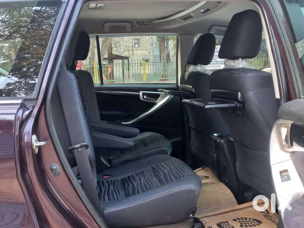 Toyota Innova Crysta 2.4 Vx Mt, 2019, Diesel