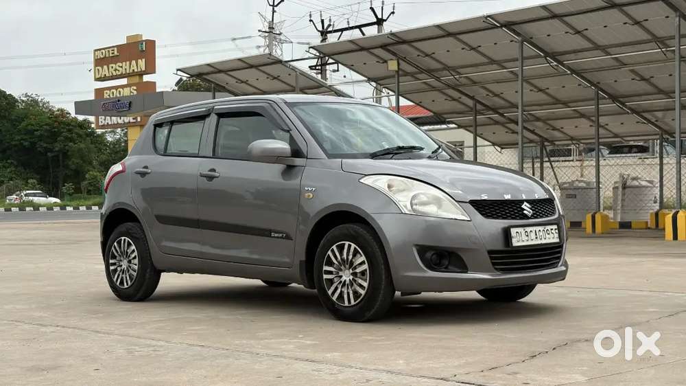 Maruti Suzuki Swift 2012 Petrol 90000 Km Driven