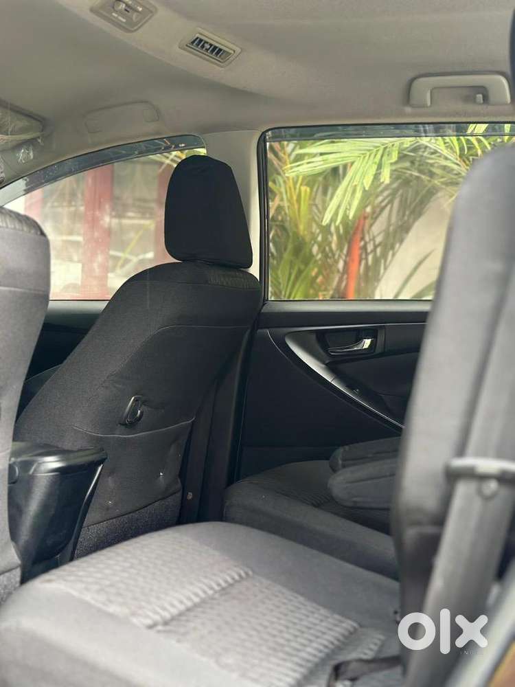 Toyota Innova Crysta 2.8 Gx At, 2017, Diesel